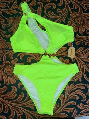 NWT Hilinker Women’s Medium Neon Lime Cutout One-Piece Swimsuit W/ Gold Hardware